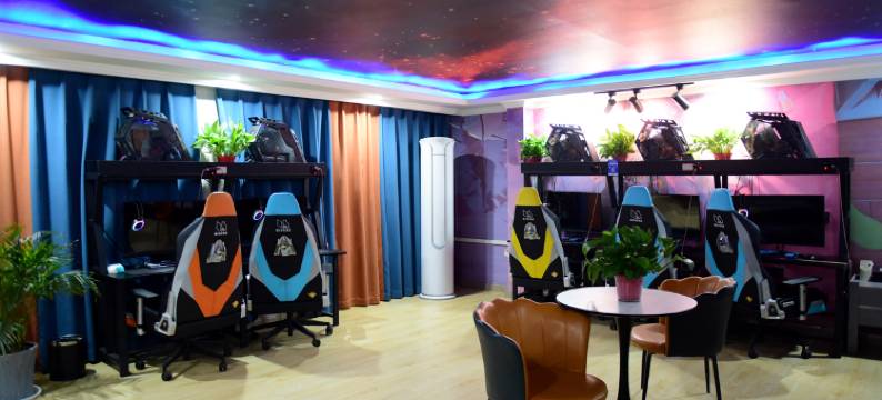 猫王电竞酒店(尉氏自由路店)图片