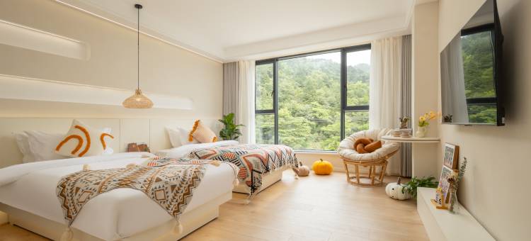 花筑·庐山岄瑶民宿(庐山山上小天池店)图片