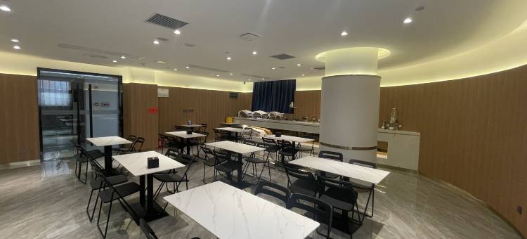 艾豪森酒店(银川鼓楼步行街玉皇阁店)图片