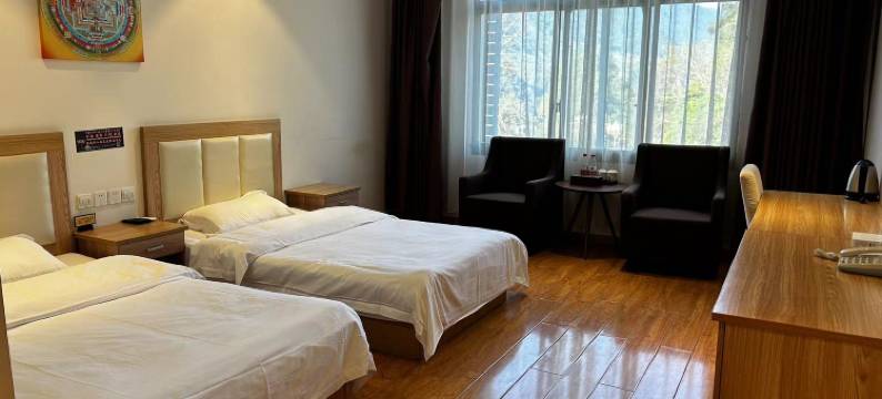 墨脱世豪酒店图片