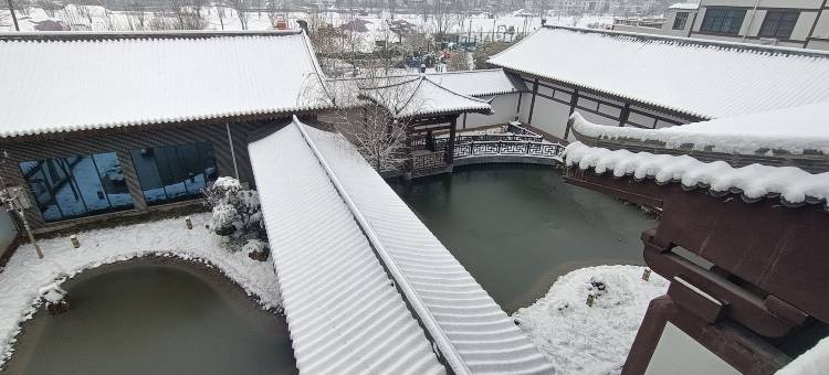 洛阳萌宫都城文化主题酒店(洛邑古城高铁龙门站店)图片