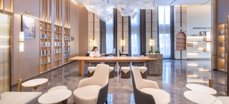 南昌经开区财经大学亚朵酒店图片