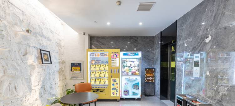 乾禧酒店(荆门中天街加州公寓店)图片