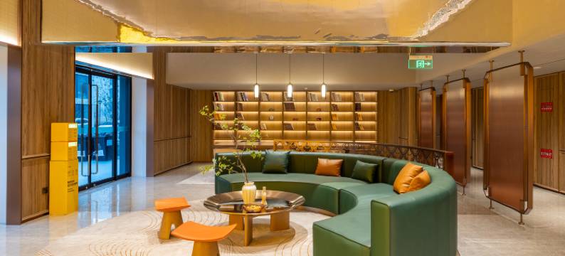 上海宝山呼兰路地铁站建国铂萃酒店图片