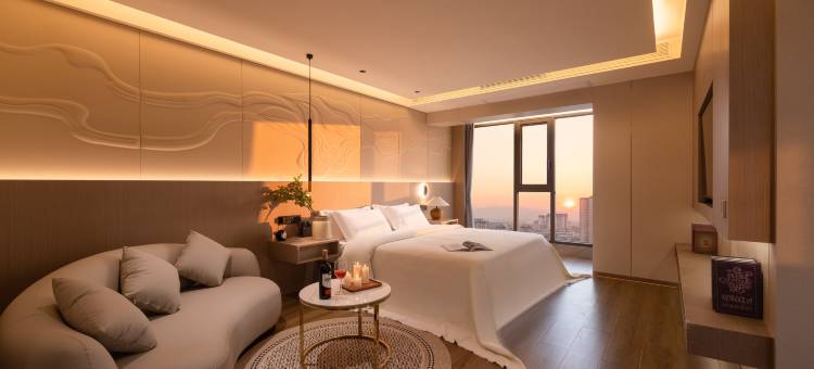 美澜酒店(西双版纳景洪泼水节广场江边夜市店)图片