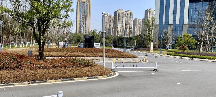 花半里·轻奢LOFT影院公寓(力高雍湖国际店)图片