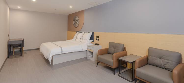 如家UP华驿精选酒店(天津滨海新区泰达MSD青年广场店)图片