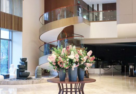 Radisson Exhibition Center ShanghaiHotel Overview