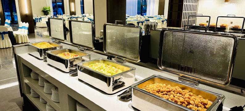 布尔津苏通假日酒店图片