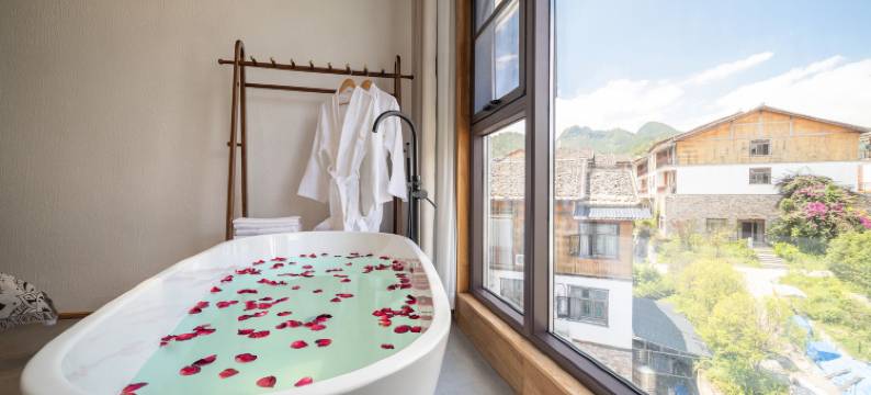 启乐民宿(荔波小七孔东门店)图片