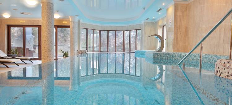复古河滨健康度假村(Retro Riverside Wellness Resort)图片