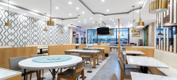 维也纳国际酒店(上海国际旅游度假区华夏东路地铁站店)图片