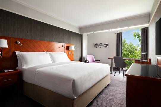 巴黎左岸万豪酒店及会议中心(2024年重新开业)(Paris Marriott Rive Gauche Hotel & Conference Center)