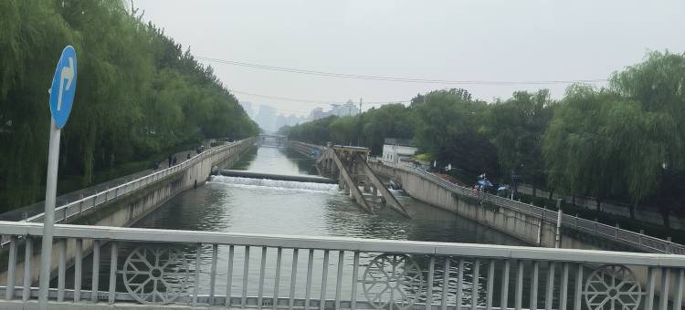 永清空港尊电竞旅馆图片