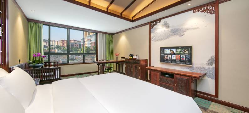 斯际驿辰红木酒店(兴义万峰林机场店)图片