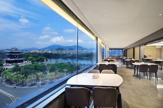 环球国际酒店(桂林两江四湖象鼻山店)图片
