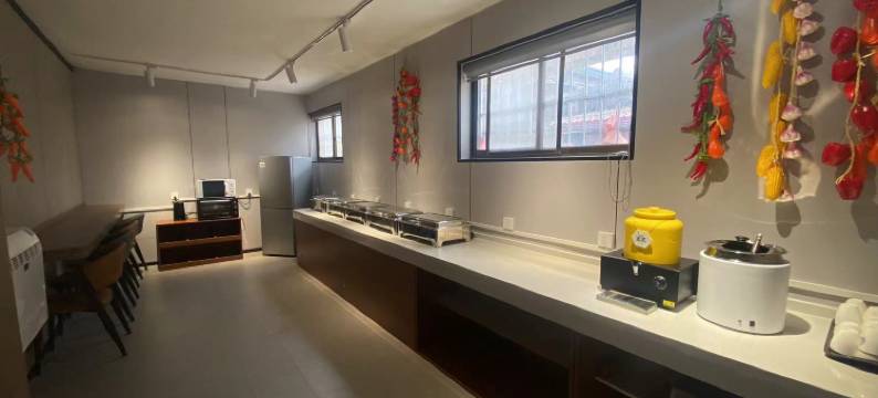 如家睿柏·云酒店(临猗南风百货店)图片