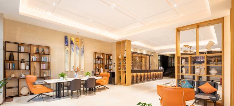 希亚途花园酒店(中山灯都古镇站店)图片