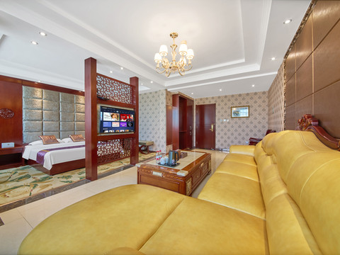 Q加·山丹仁和大酒店