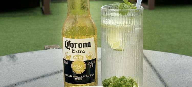 西贡加州酒店(California Hotel Saigon & Rooftop Pool)图片