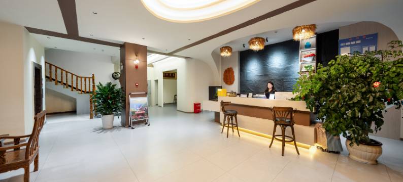 仟和羿酒店(芒市机场店)图片