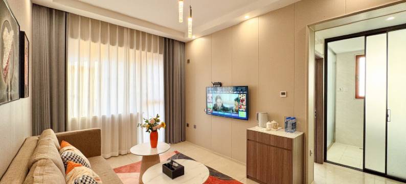 西海花园酒店(赛里木湖东门游客中心店)图片