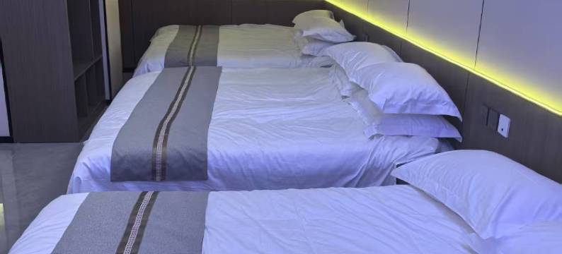 酷乐猪电竞酒店(万达广场CBD店)图片