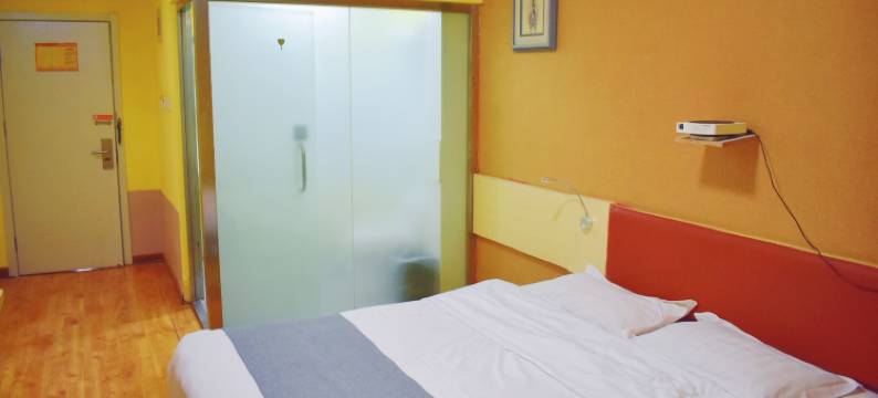 皇廷A+酒店(迁安店)图片