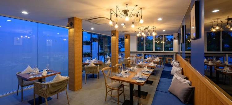 普吉岛海滨酒店(The Beachfront Hotel Phuket)图片