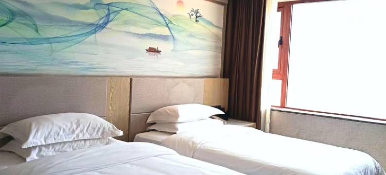 改则富隆酒店(阿里地区改则县文化路店)图片