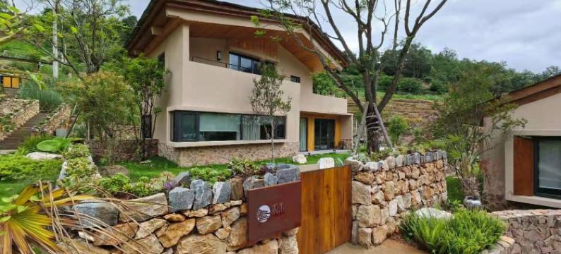 原舍胭脂温泉酒店图片