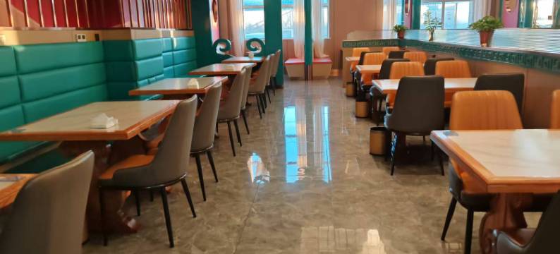 满都拉国际酒店图片