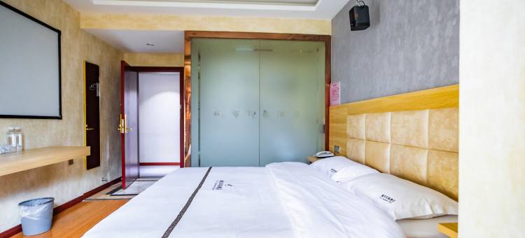 安顺城市印象酒店(新天地美食街店)图片