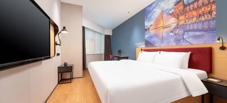 潮漫酒店(青岛栈桥火车站店)图片