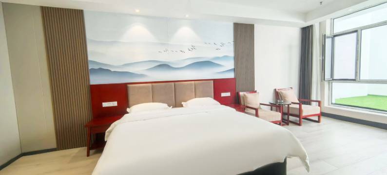 铂岸小筑·Life轻奢设计美宿(乌兰察布站高铁站店)图片