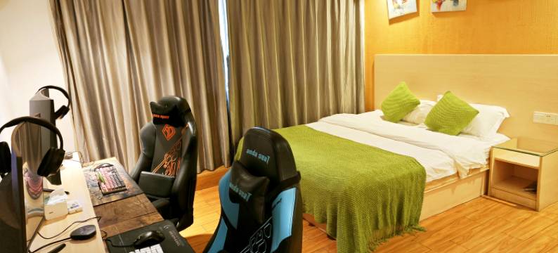 集品创客电竞酒店(中山火炬开发区店)图片