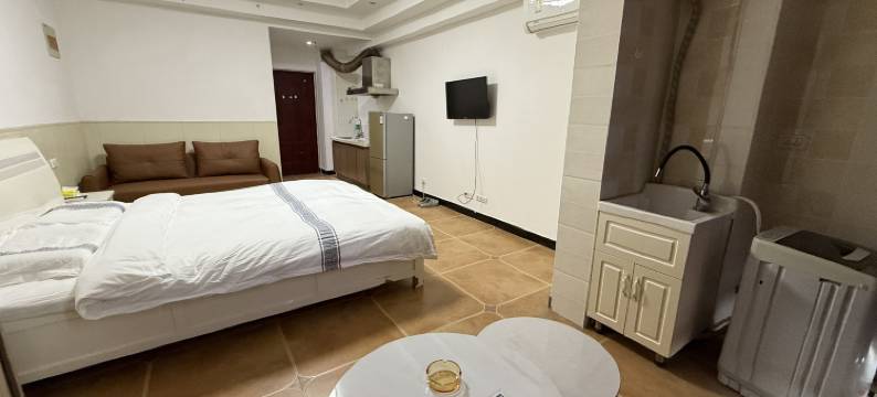 静隅民宿(万达广场店)图片