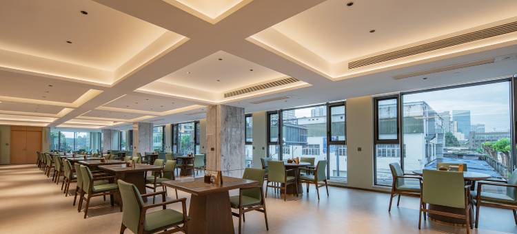 宜昌听朵酒店(三峡大学水悦城购物中心店)图片