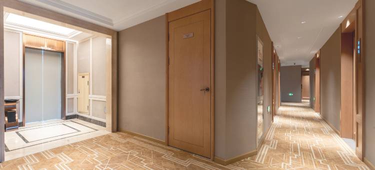 维也纳酒店(延吉延边大学网红墙店)图片