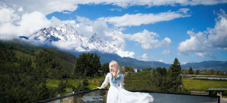 丽江·凝风蓝丨‌SnowMountainWindBells日照金山野奢酒店图片