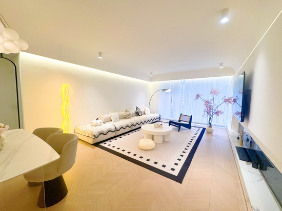 新天地人民广场云居民宿