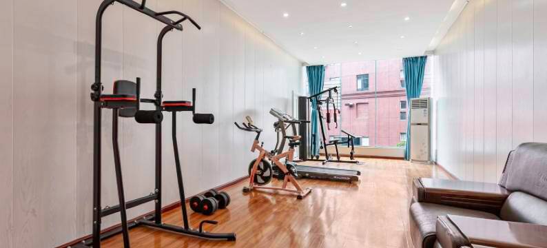 新四海龙主题酒店(兴凯花园店)图片