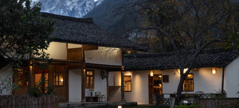 海螺沟弥生民宿(燕子沟店)图片