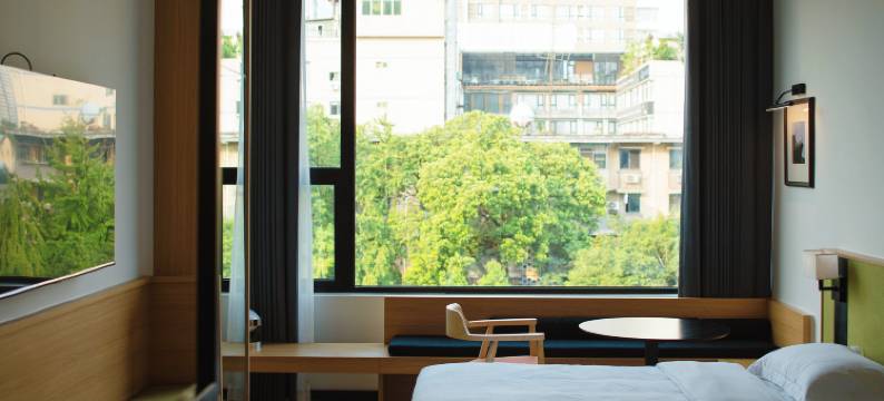 SFEEL设计师酒店(成都春熙路地铁站店)图片