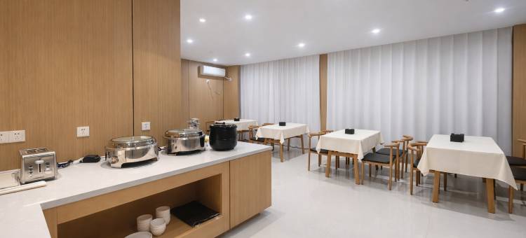 松韵臻品智能国际酒店(潍坊歌尔光电园店)图片