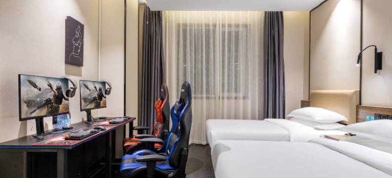 悦电竞民宿(徐州火车站地铁站苏宁广场店)图片