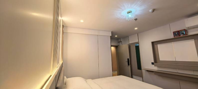 骏怡连锁酒店(深圳中英街店)图片