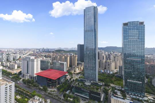 南寧中心永恒皇冠假日酒店