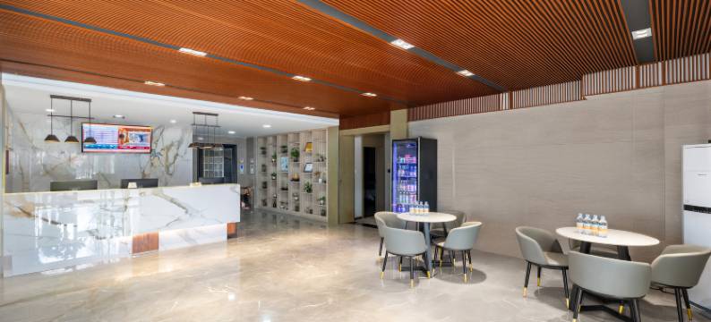 杭锦旗君鸿假日酒店图片