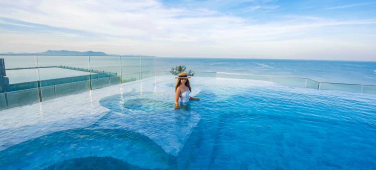 骏成贝菲尔海滩酒店(Bayphere Hotel Pattaya JC)图片